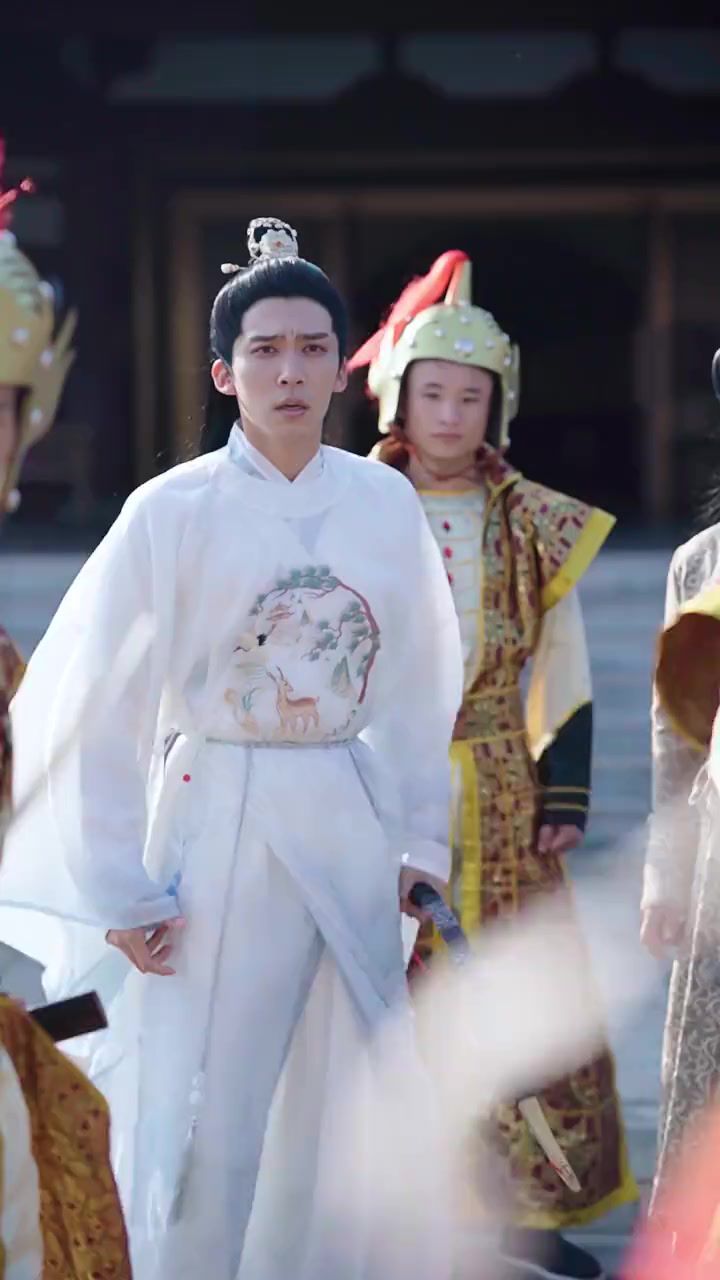 復仇女帝：拐個國師做皇后(全集)